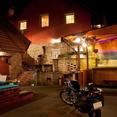 Party Apartment *